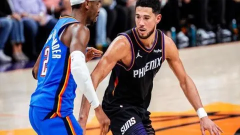 俄请求欧足联解禁遭拒：烽火连天，足球场路在何方？